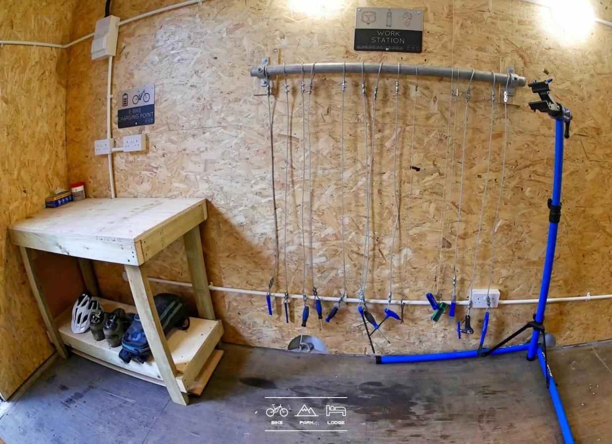 Bike Park Lodge #2 Мертир-Тидвилл Экстерьер фото